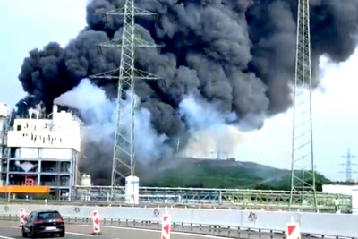 Λεβερκούζεν: Πολλοί τραυματίες από έκρηξη σε εγκαταστάσεις καύσης απορριμμάτων (βίντεο, εικόνες)