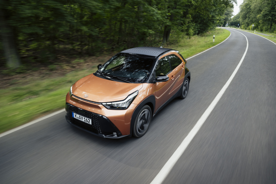 Νέο Aygo Cross Hybrid Electric: Το ultra-compact Toyota SUV, το πιο fun και αποδοτικό αυτοκίνητο πόλης