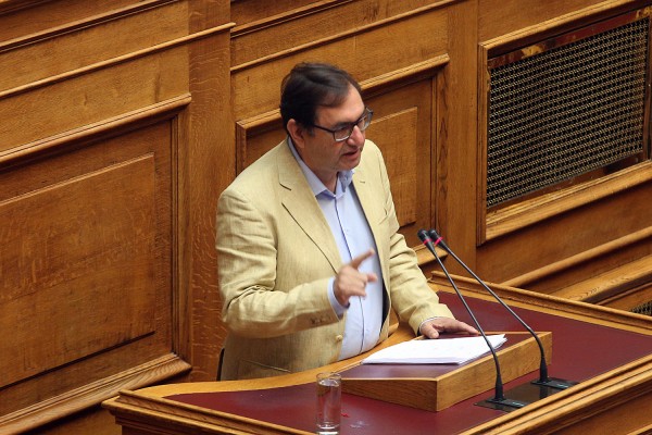 Μαντάς: Η αντιπολίτευση με την πρότασή της, επιχειρεί αντιπερισπασμό