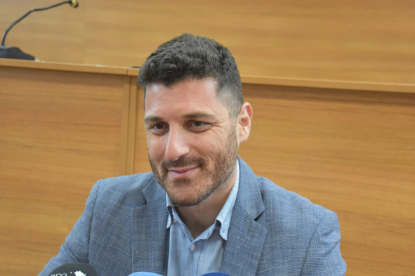 Διονύσης Τεμπονέρας: Πρωτοβουλία ανασύνθεσης και ανασύνταξης στον κατακερματισμένο προοδευτικό χώρο