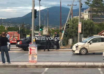 Θεσσαλονίκη: Καραμπόλα τεσσάρων οχημάτων