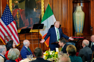 Τραμπ: «Εκδρομούλα» ο πόλεμος στο Ιράν, πρέπει να εξοντώσουμε αυτόν τον καρκίνο