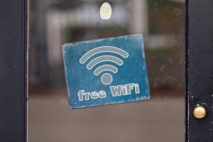 Πρόγραμμα &quot;WiFi for Europe&quot; για δωρεάν WiFi σε πολυσύχναστους δημόσιους χώρους -Τι πρέπει να κάνουν οι δήμοι