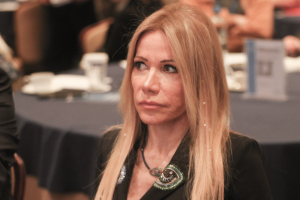 Με 10% η Μαριάννα Λάτση στην Αττική Οδό αντί 77 εκατ. ευρώ