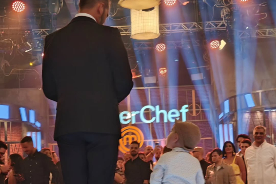 Λεωνίδας Κουτσόπουλος: Παρέα με τον γιο του στον τελικό του MasterChef 2025 (Εικόνα)