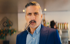 «Γιατί ρε πατέρα;»: Τα 3 αδέρφια και ο Μιχαήλος ξανά στο αστυνομικό τμήμα