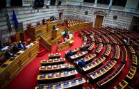 Θερμή εβδομάδα στη Βουλή για τα Τέμπη
