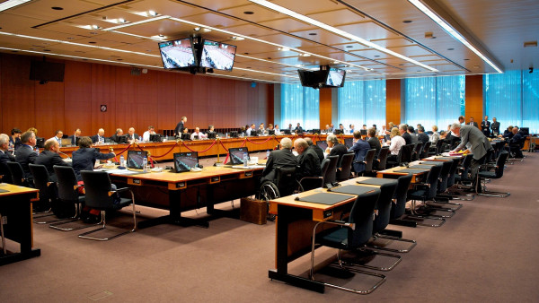 Εurogroup: Συμβιβάστηκαν οι υπουργοί Οικονομικών για τον προϋπολογισμό
