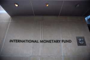 Δεν «κάνει πίσω» το ΔΝΤ για το ελληνικό χρέος