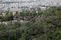 Γαλάτσι: Άνδρας έπεσε από ύψος 7 μέτρων στην προσπάθειά του να πετάξει χαρταετό στο Άλσος Βεΐκου