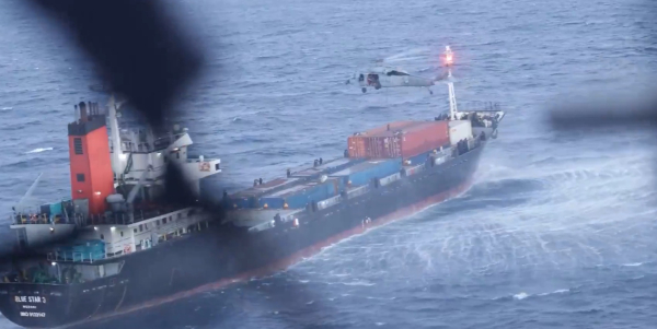 Ιράν: Νέο ρεσάλτο της CENTCOM σε πλοίο στην Αραβική Θάλασσα (Βίντεο)