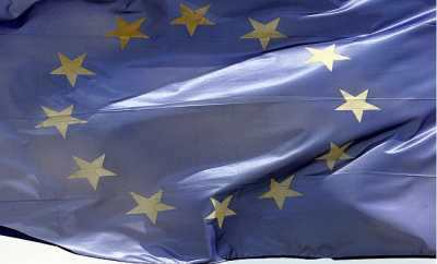 Bloomberg: Η Ευρώπη σκέφτεται ελάφρυνση του χρέους ως δεύτερο βήμα 