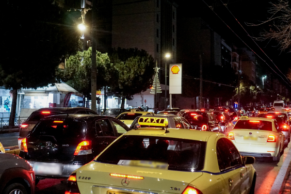 Αύξηση 30,1% στις πωλήσεις των αυτοκινήτων στην Ελλάδα