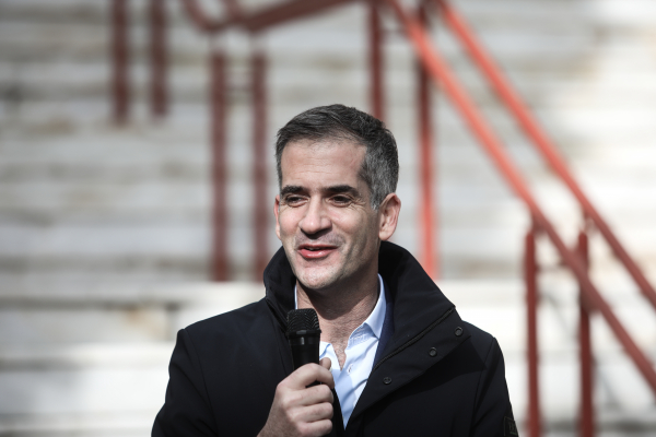 Τεχνόπολη: Περισσότεροι από 170 επαγγελματίες και 20 εταιρείες απασχολούνται για τη βραδιά στον Λυκαβηττό