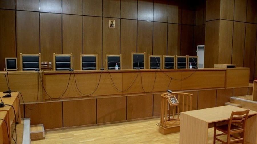 Αρπαγή βρέφους στο Αιγάλεω: Ελεύθεροι με περιοριστικούς όρους οι κατηγορούμενοι