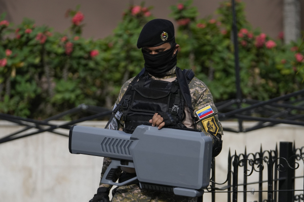 Γεγονός η πρώτη χερσαία επιχείρηση Τραμπ στη Βενεζουέλα