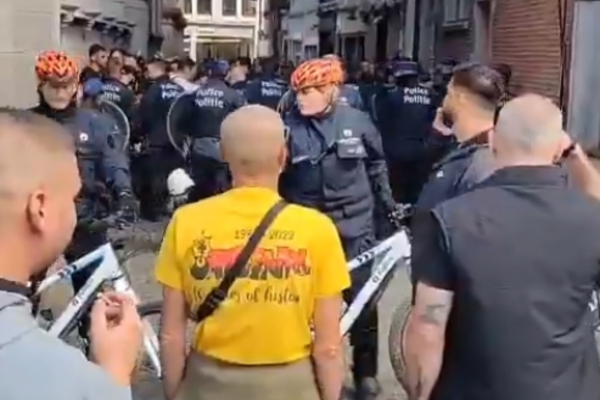 ΑΕΚ: Απρόκλητη επίθεση της βελγικής αστυνομίας με χημικά σε οπαδούς της Ένωσης - 40 προσαγωγές (Βίντεο)