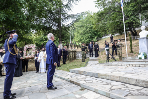 Τασούλας από την Καστανιά Ημαθίας: Ευγνωμοσύνη σε όσους δίνουν τη μάχη κατά των πυρκαγιών