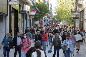 Μπάχαλο με το ΕΡΓΑΝΗ: Μετ' εμποδίων η υποβολή των αιτήσεων για τα rapid test των ανεμβολίαστων