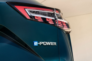 Το νέο Nissan Qashqai πετυχαίνει κατανάλωση 5,4λ./100χλμ.