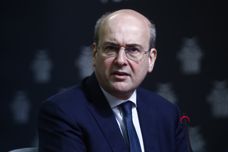 Χατζηδάκης: «Απύθμενο θράσος Τσίπρα, ζητάει και τα ρέστα για τις εκκρεμείς συντάξεις»