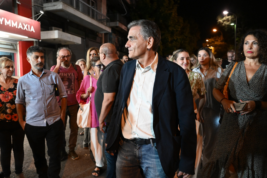 Ολοταχώς προς διάσπαση: Επιστολή 1.300 μελών και σύνταξη με την γραμμή... Ομπρέλας