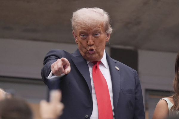 Τελεσίγραφο Τραμπ στη Χαμάς για την απελευθέρωση των ομήρων