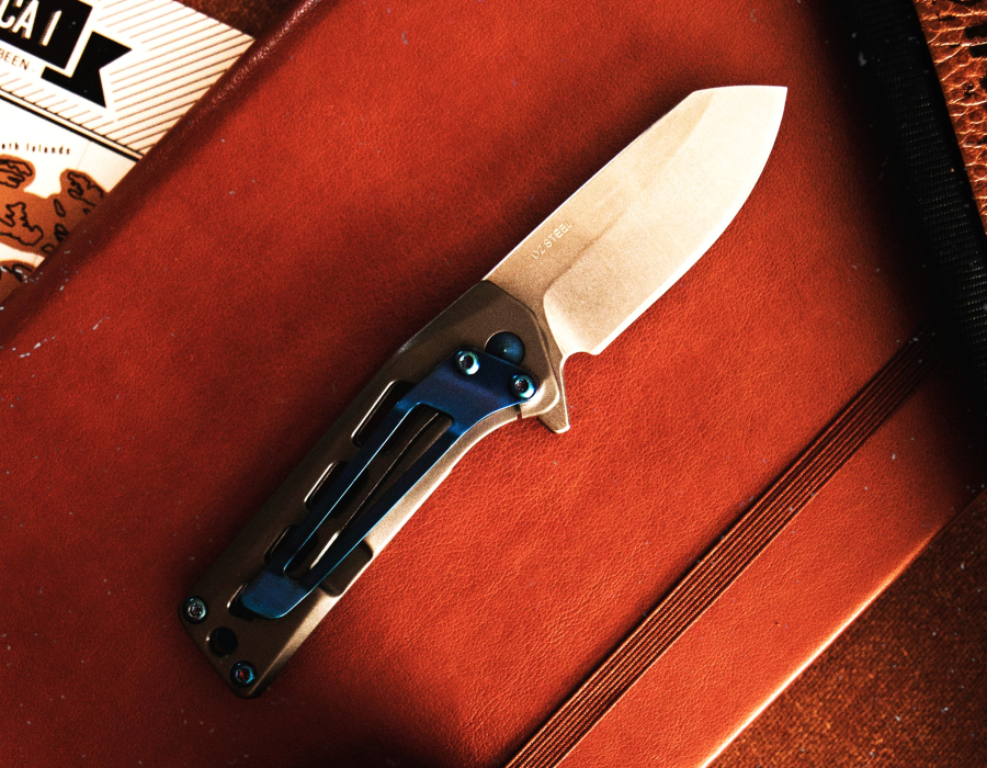 Δεκαεπτάχρονος κατάφερε τρεις μαχαιριές στην καθηγήτριά του, χωρίς λόγο... πισώπλατα