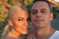 Κατερίνα Καινούργιου: Στα Χανιά με τον Παναγιώτη Κουτσουμπή - Η ανάρτηση της