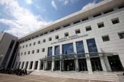 Υπουργείο Παιδείας: Δεν καταργείται η διδασκαλία της ''Αντιγόνης''