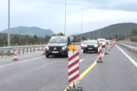 Αυξημένη η κίνηση στην Αθηνών - Λαμίας, γέφυρα έχει υποστεί καθίζηση (Βίντεο)