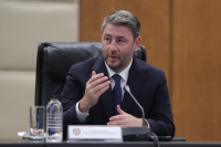 Ν. Ανδρουλάκης: Ένα κομμάτι της διαπλοκής έχει υιοθετήσει τον κ. Μητσοτάκη και ένα άλλο τον κ. Τσίπρα