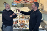 «Akis’ Food Tour»: Το ταξίδι του Άκη Πετρετζίκη συνεχίζεται στην Άρτα