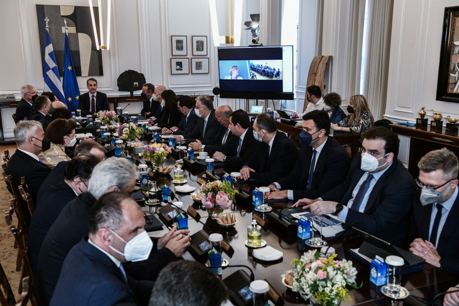 Όλες οι νομοθετικές πρωτοβουλίες σε οικονομία, άμυνα και υγεία που παρουσιάστηκαν στο Υπουργικό Συμβούλιο