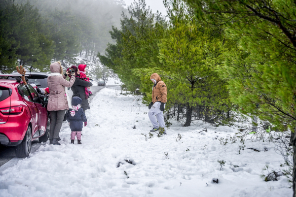 Καταιγίδες και χιόνια την Τρίτη - Ανάλυση Meteo (Χάρτες)
