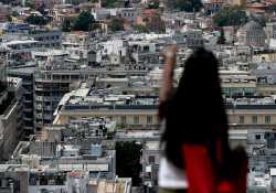 Απέχουν και σήμερα από τους πλειστηριασμούς οι συμβολαιογράφοι