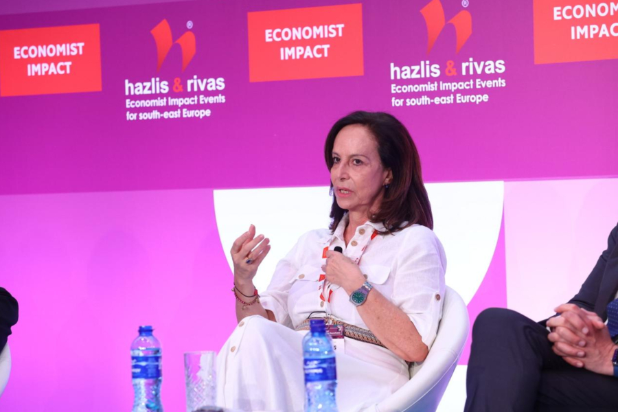 Διαμαντοπούλου στο Economist: Χρέος της σοσιαλδημοκρατίας να κερδίσει και πάλι το εκλογικό σώμα