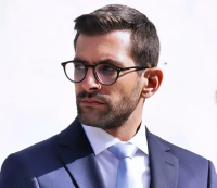 Δήμαρχος Άη Στράτη: «Θα πατήσω κάτω τον καρκίνο και επιστρέφω» - Τι αποκαλύπτει για τη μάχη που δίνει