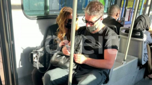 Βανδή και Μπισμπίκης ταξιδεύουν αγκαλιασμένοι στην Ιταλία (βίντεο)