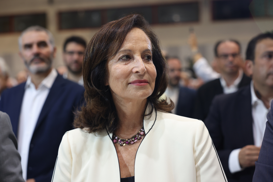 Διαμαντοπούλου: «Μήνυμα ελπίδας και ρεαλισμού» η καθαρή νίκη Ερχιουρμάν