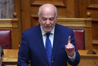 Μόνη έντιμη στάση είναι η παραίτηση