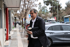 Πολάκης: ΣΥΡΙΖΑ και ΚΚΕ να αγοράσουν τις φωτογραφίες των 200 εκτελεσθέντων και να τις δωρίσουν στο Μουσείο του δήμου