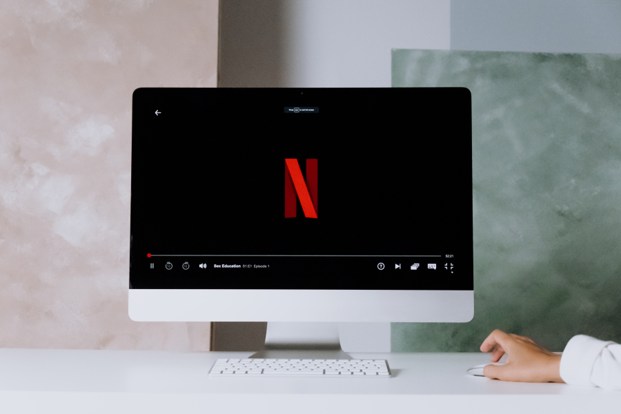 Netflix: Οι αλλαγές που ετοιμάζει για μείωση της συνδρομής