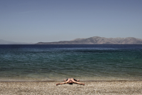 Προγράμματα Αγροτικής Εστίας: Ξεκινούν οι αιτήσεις για τουρισμό, κατασκηνώσεις, δωρεάν βιβλία και εισιτήρια θεάτρου