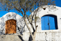 Chios και Kythira Pass 2026: Ξεκινούν σήμερα οι αιτήσεις για voucher διακοπών έως 300 ευρώ
