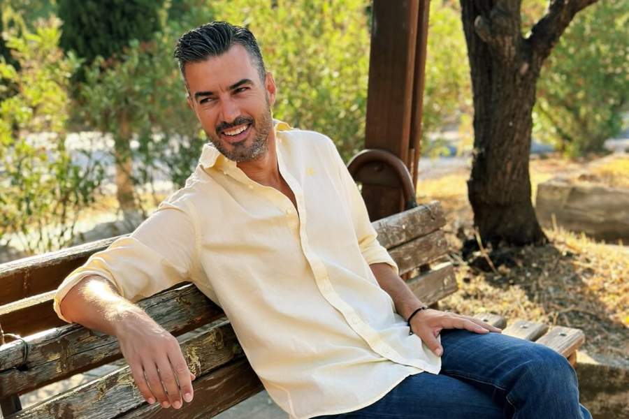 Γιάννης Τσιμιτσέλης: «Το ‘Σόι σου’ πρέπει να ξαναγίνει» (Βίντεο)