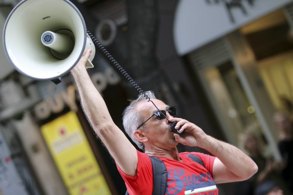 Στους δρόμους σήμερα δημόσιοι υπάλληλοι και συνταξιούχοι