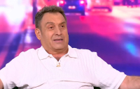 Πάνος Σταθακόπουλος: «Δεν μετάνιωσα που δεν έγινα παπάς, στο επάγγελμά μου έχω κάνει παπάδες»