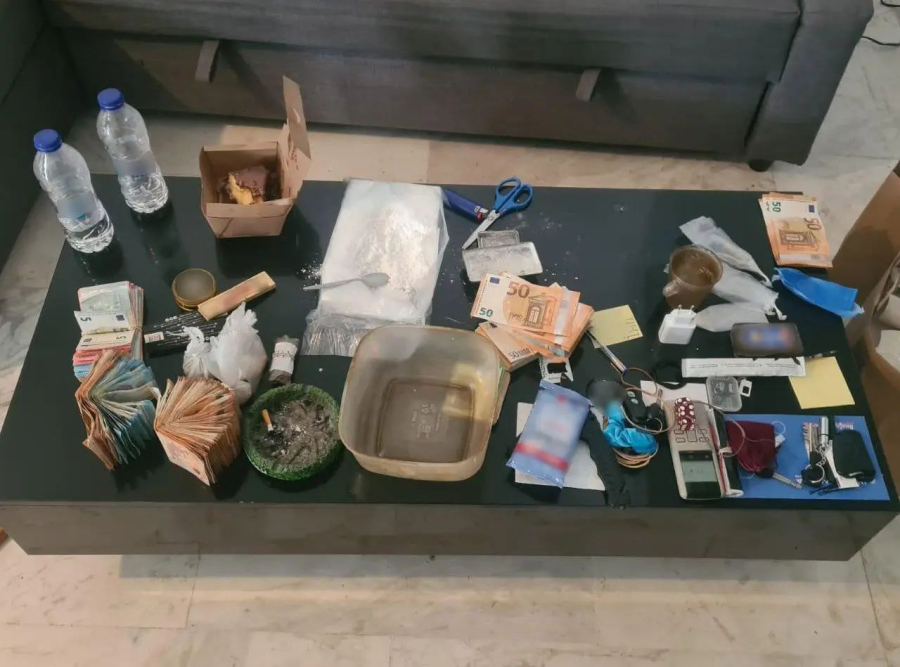 Εξαρθρώθηκε εγκληματική οργάνωση που εμπλέκεται σε εκρήξεις, εμπρησμούς και απόπειρα ανθρωποκτονίας