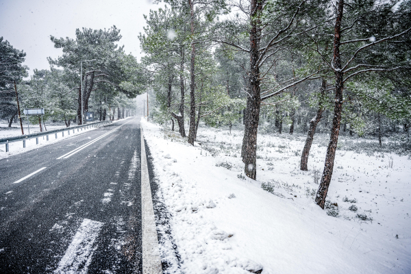 Έρχεται πολική «φωτοβολίδα» με κατακόρυφη πτώση της θερμοκρασίας - Πού θα χιονίσει